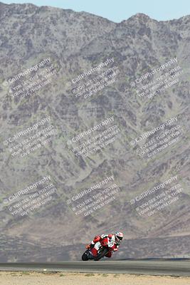 media/Nov-16-2025-Race Pace (Sun) [[8c5fa54630]]/Non Verified Riders (1st 20 Minutes)/2-Turn 10 (1010am)/